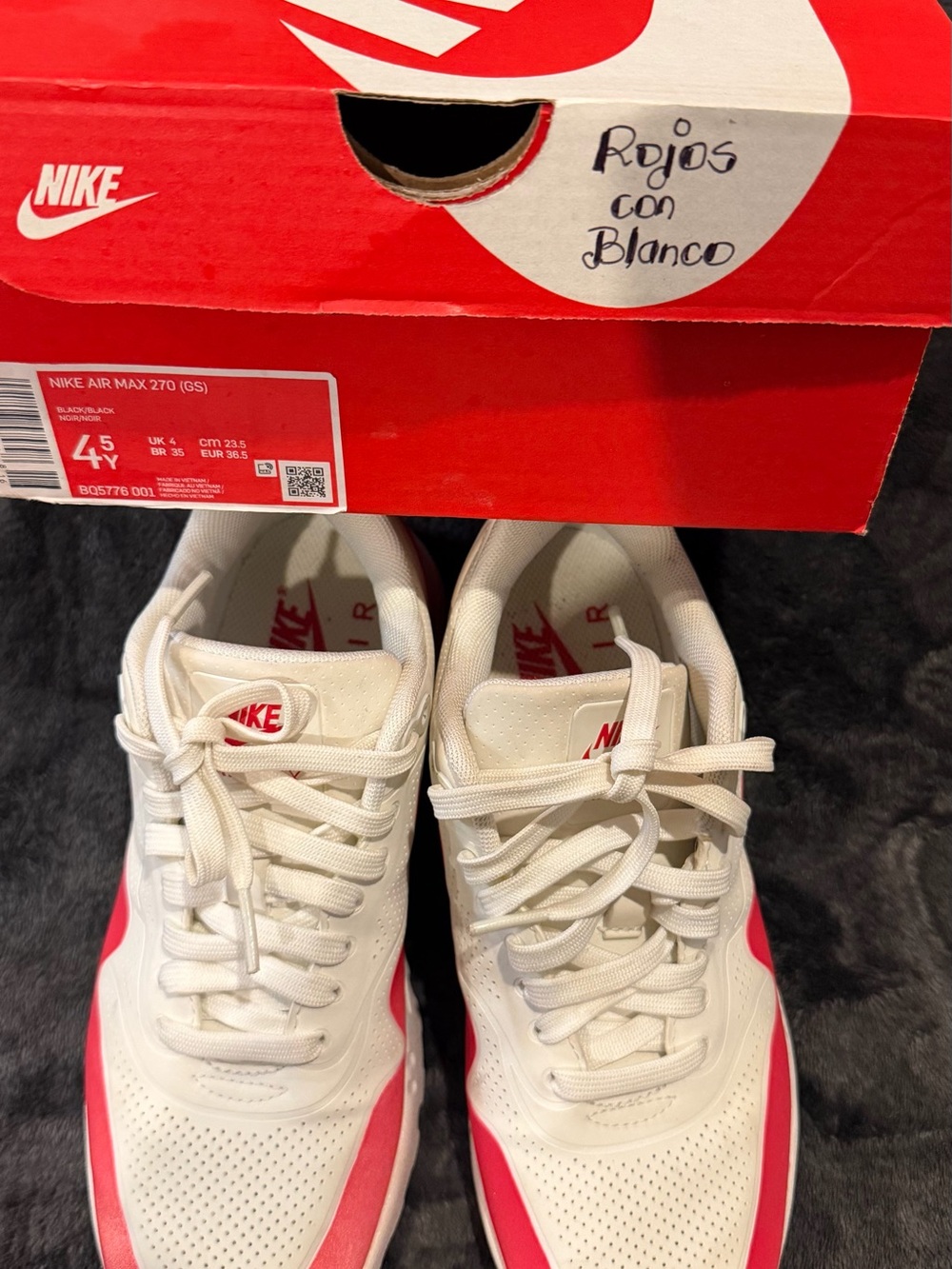 Nike Sneakers in White and Red